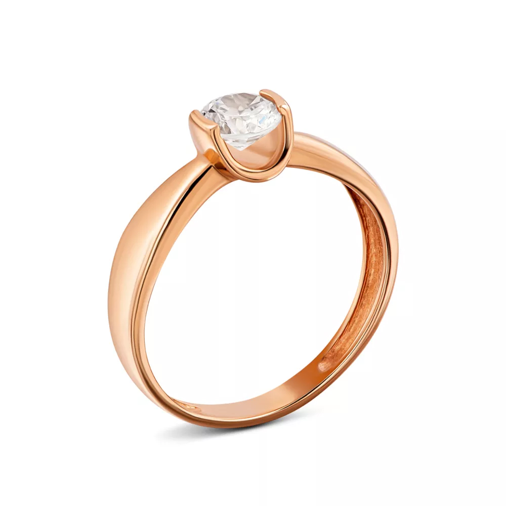 Gold ring with cubic zirconia