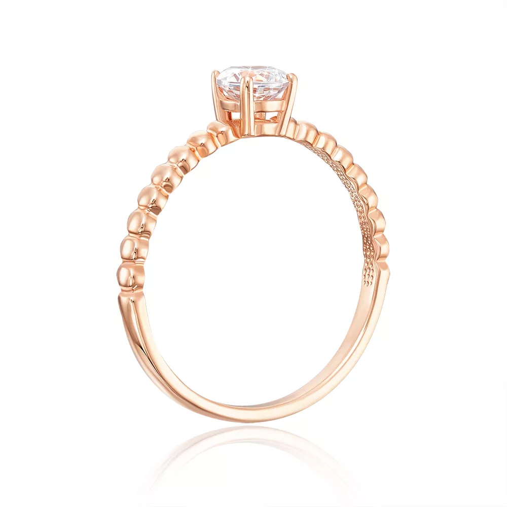 Gold ring with diamonds