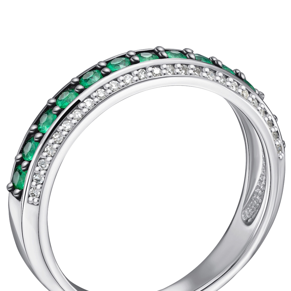 Gold ring with emerald and diamonds